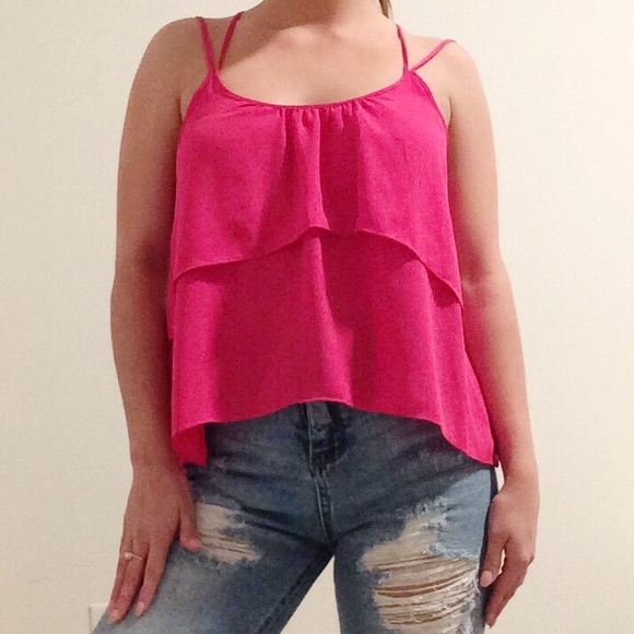 ❇️3/$30❇️ F21 || Hot Pink Crossback Ruffle Tank Top - Picture 5 of 8